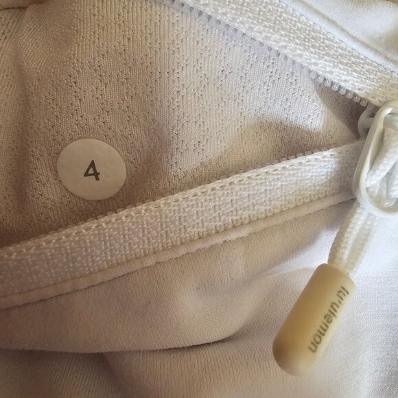 Lululemon Circuit Breaker Skirt Skort White Ruffle Back 4 Tall Tennis Pickleball - Picture 7 of 8